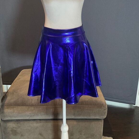 Women’s Shiny Blue Metallic Looking Flared Mini Skirt Size S - Picture 2 of 8